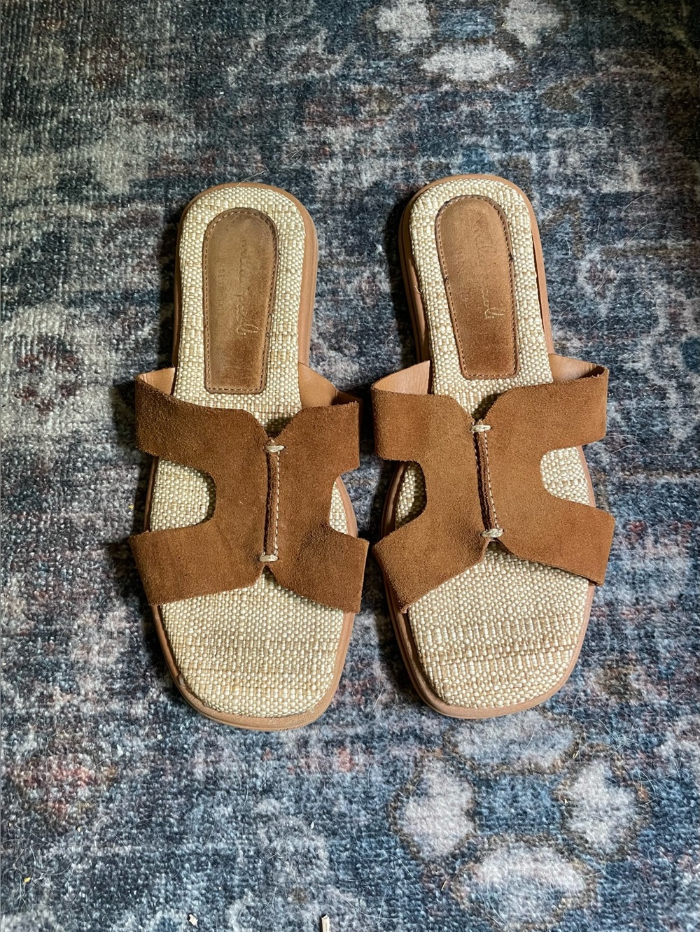 🐻Mila Paoli sandals🐻